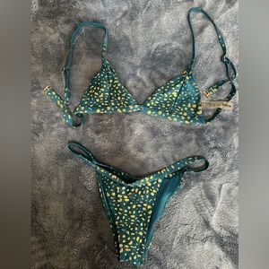 88.SHEIN 2pc green/gold dotted bikini
